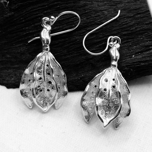 Sterling Silver 3 Leaf Flower Earring