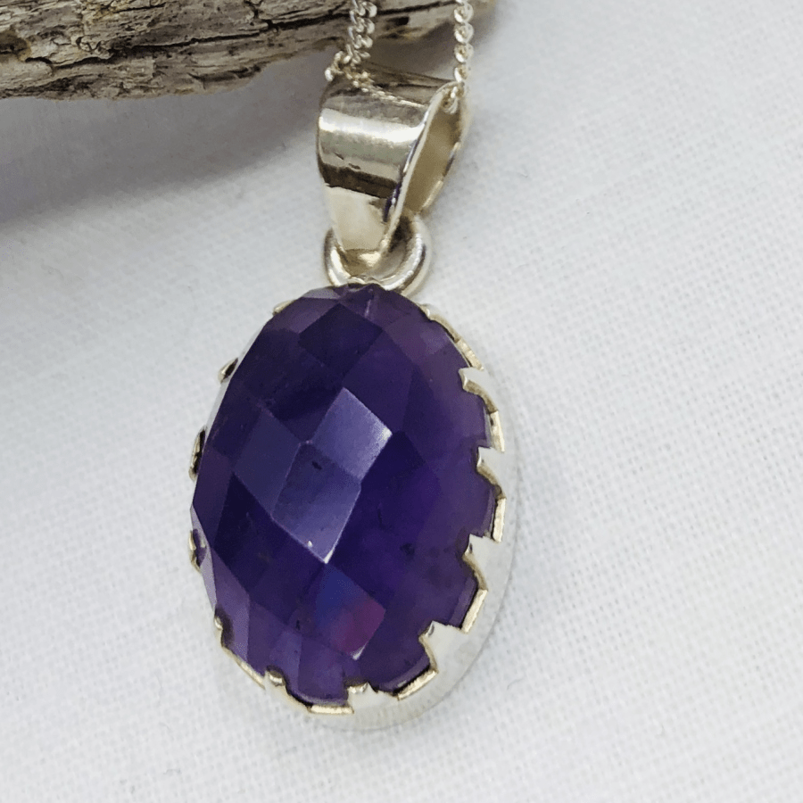 Amethyst and Sterling Silver Oval Cut Stone Pendant and Silver Chain