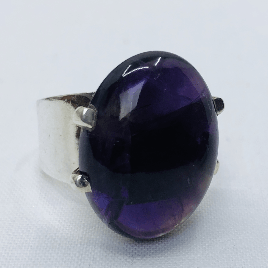 Amethyst and Sterling Silver Oval Stone Claw Setting Ring